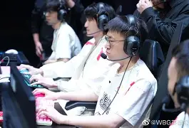 Karsa在MAD比赛中出色防守，惊艳表现引发热议！